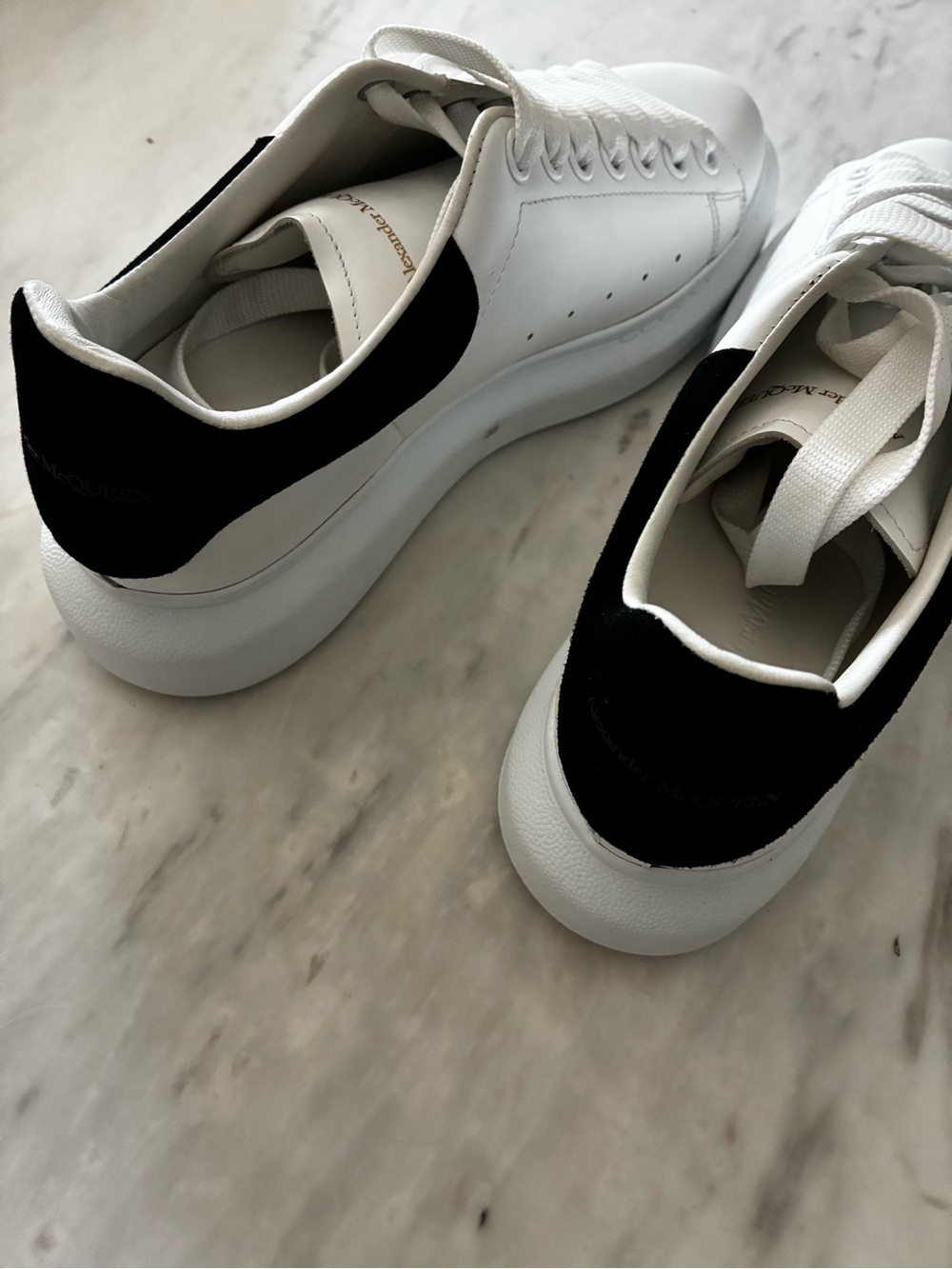Alexander McQueen oversized sneakers in White -eu 38 - Picture 3 of 5